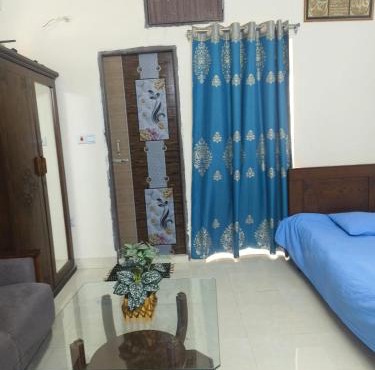 Cozy Studio Apartment Near Airport, Haji Camp