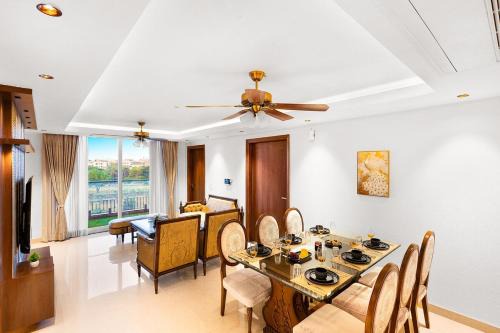 The Royal Crown - 3BHK luxury home by Viraalay