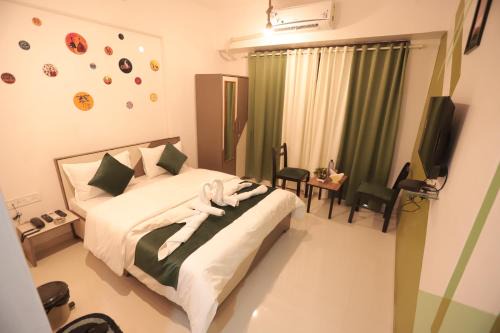 Dev Shelters Goregaon West Surya Bangalow