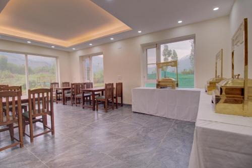 Royal Cliff Resort Pahalgam