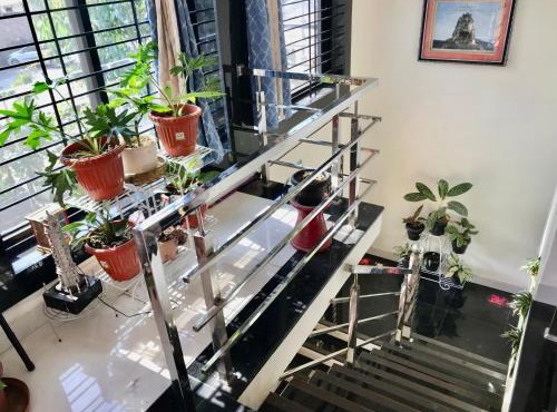 VISHNOO STAYS Sunny Morning Room