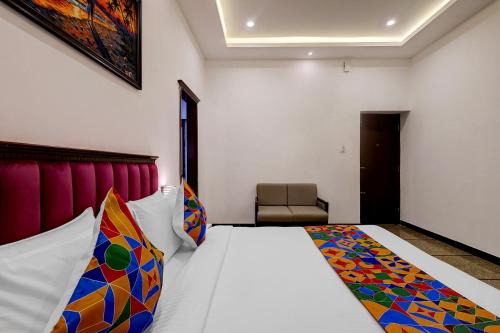FabHotel Kences Inn
