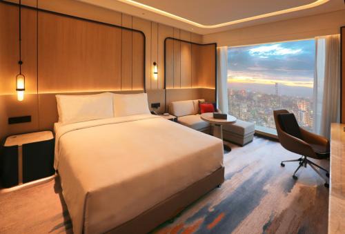 Crowne Plaza Dhaka Airport by IHG