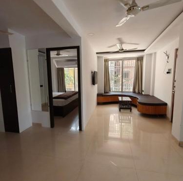 Spacious 1 BHK Apartment in Sanpada, 9 mins from Vashi Station