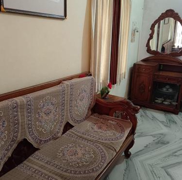 Kusum Palace