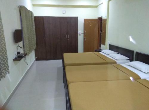 Royal Suvarna Comforts