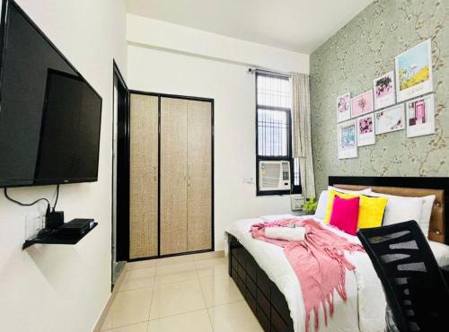 BluO 2BR Jaipur - Lift, Balcony, Parking, Terrace